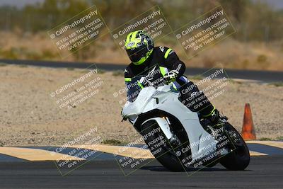 media/Mar-28-2022-Superbike Trackdays (Mon) [[b8603d0f67]]/Open Track Time/Turn 7/